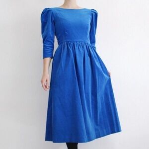 80s does 60s blue velvet cotton midi dress w/ puff sleeves & pockets